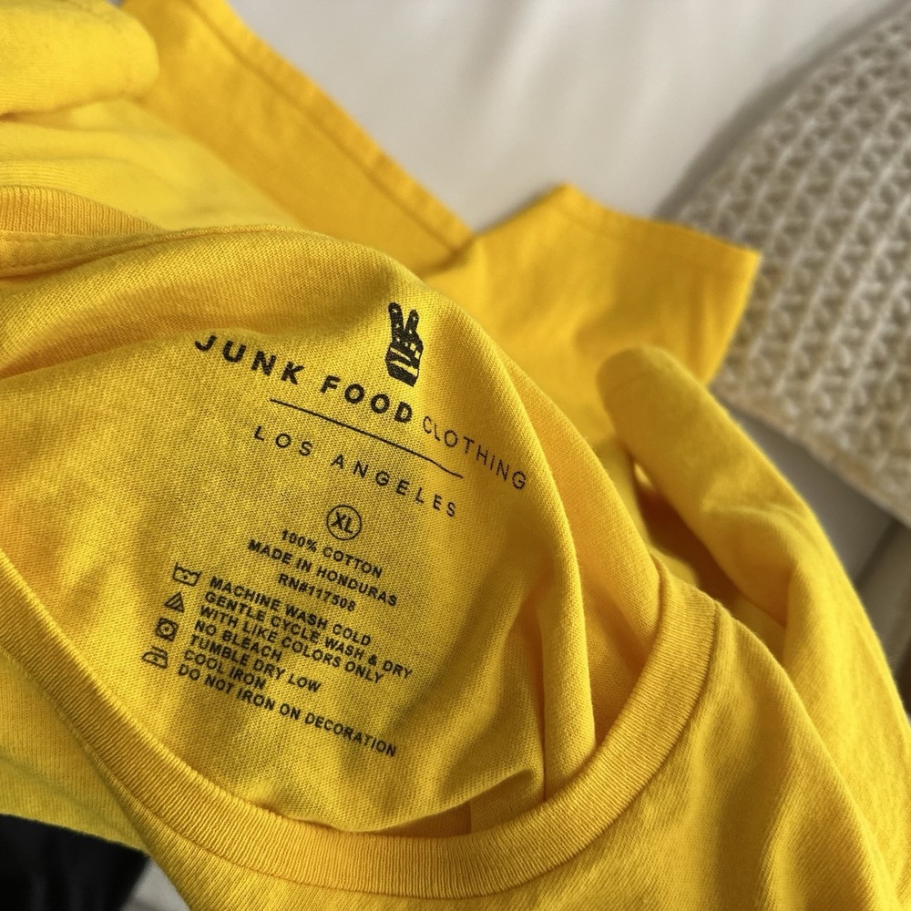 Junk Food Mickey Mouse Graphic Tee Yellow Oversized Disney Vintage Style XL NWT - Picture 6 of 8